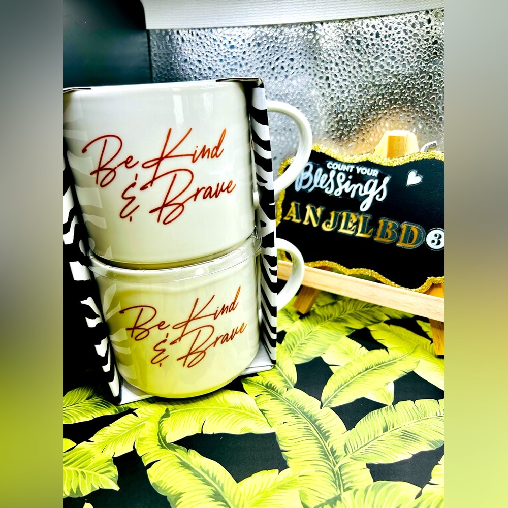 NEW BONE CHINA MUGS, SET OF 2 NWT!